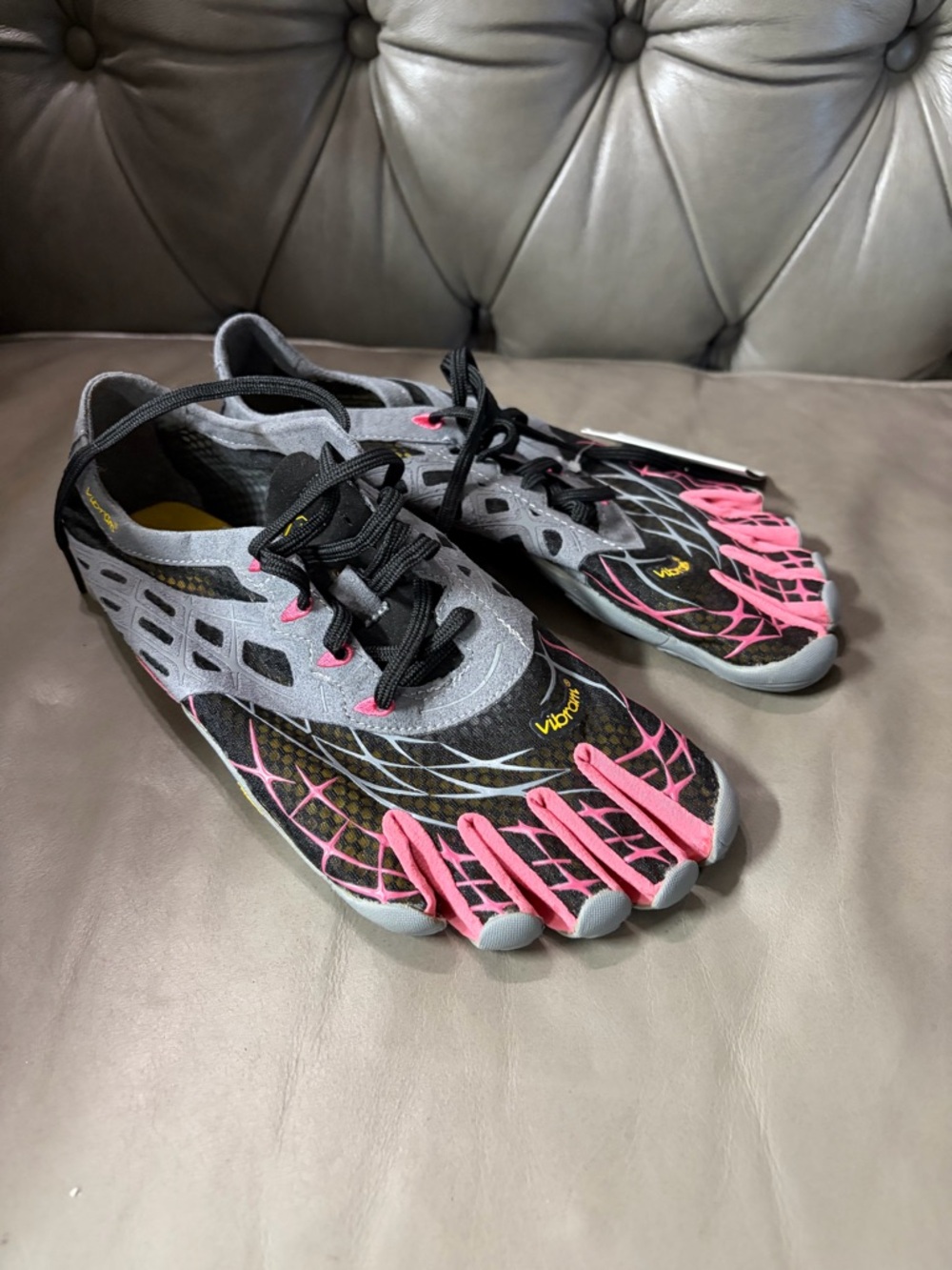 Vibram FiveFingers Seeya LS Night Minimalist Toe Running Shoes EUR 40 US 9 9.5